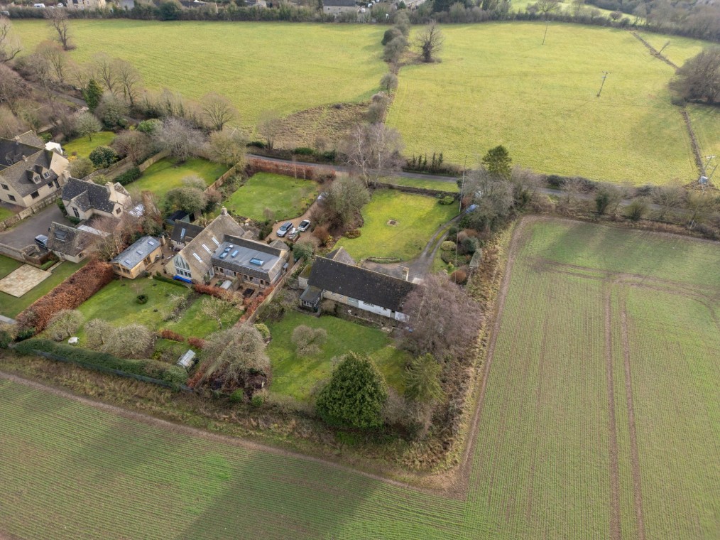 Westhall Hill, Fulbrook, OX18