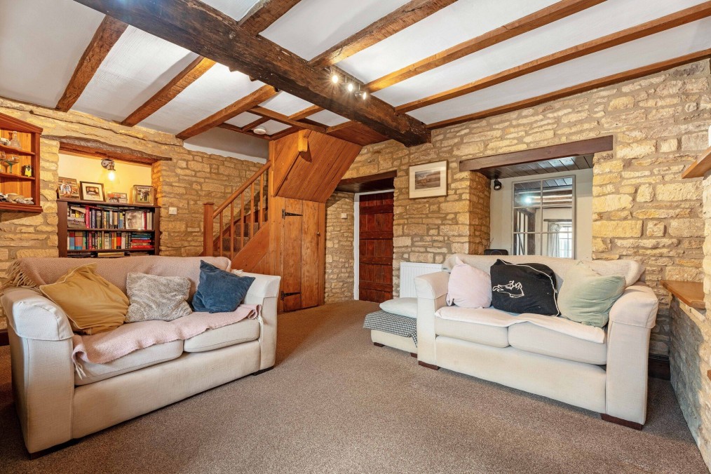 High Street, Milton-Under-Wychwood, OX7