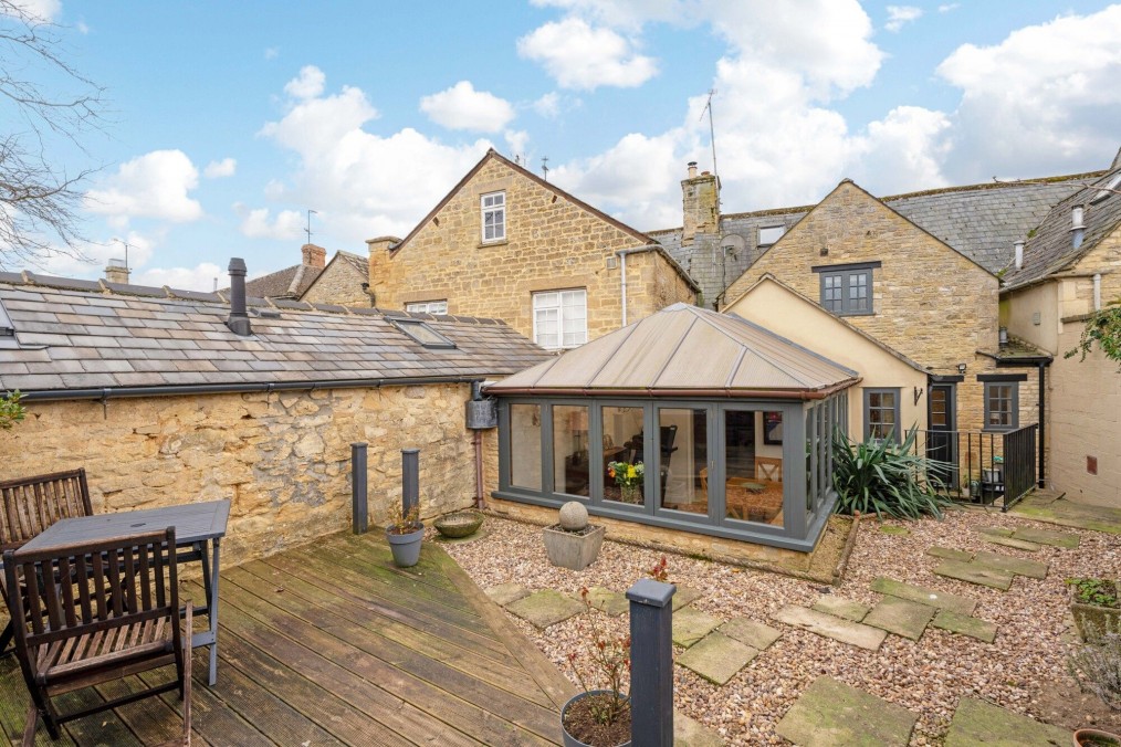 High Street, Milton-Under-Wychwood, OX7
