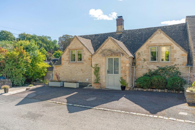Shipton Oliffe, Cheltenham, GL54