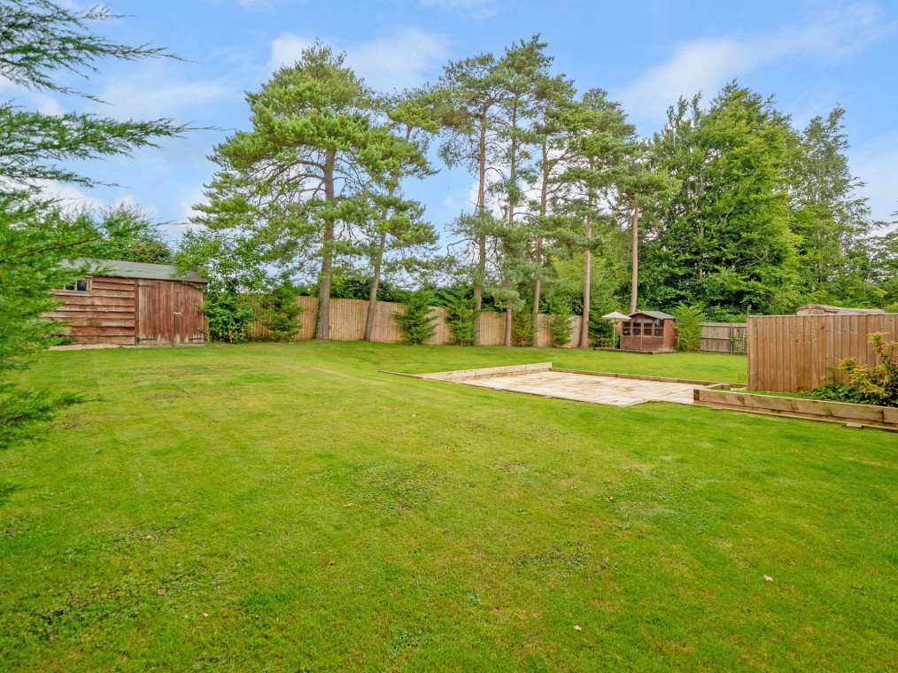 Westhall Hill, Fulbrook, OX18