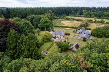 Worcester Lodge & 3 Holiday Cottages, Broadwell, Coleford