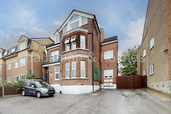 Park Road, EN4