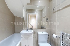 Golders Green Crescent, NW11