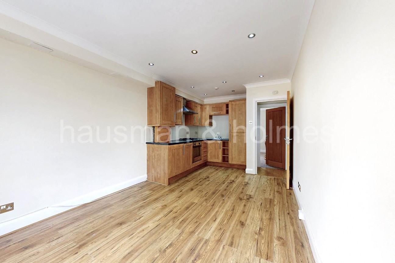 Golders Green Crescent, NW11