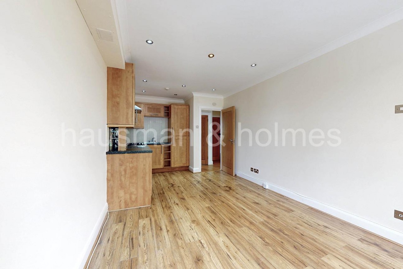 Golders Green Crescent, NW11