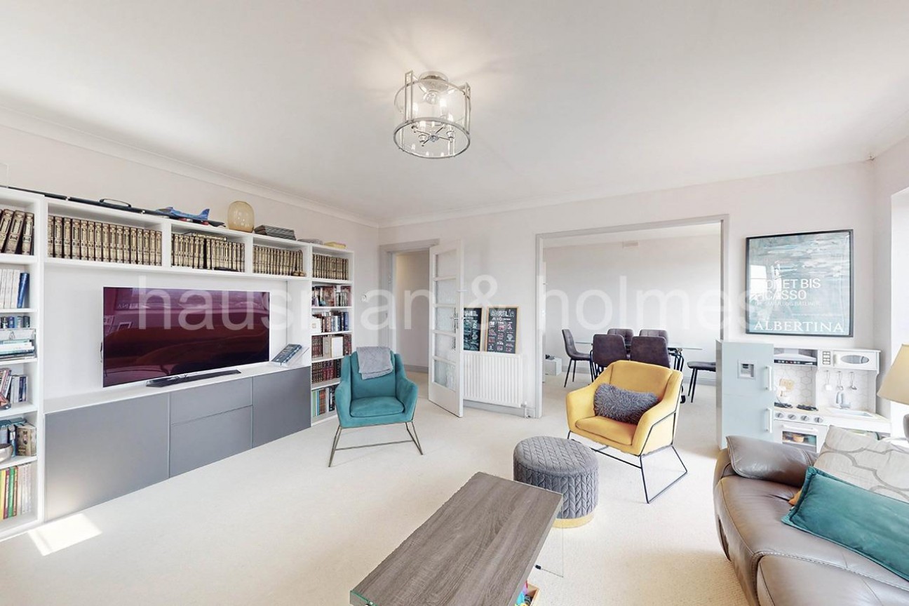 Mulberry Close, London