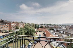 Mulberry Close, London