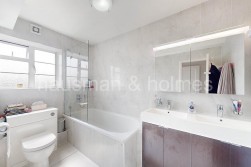 Mulberry Close, London