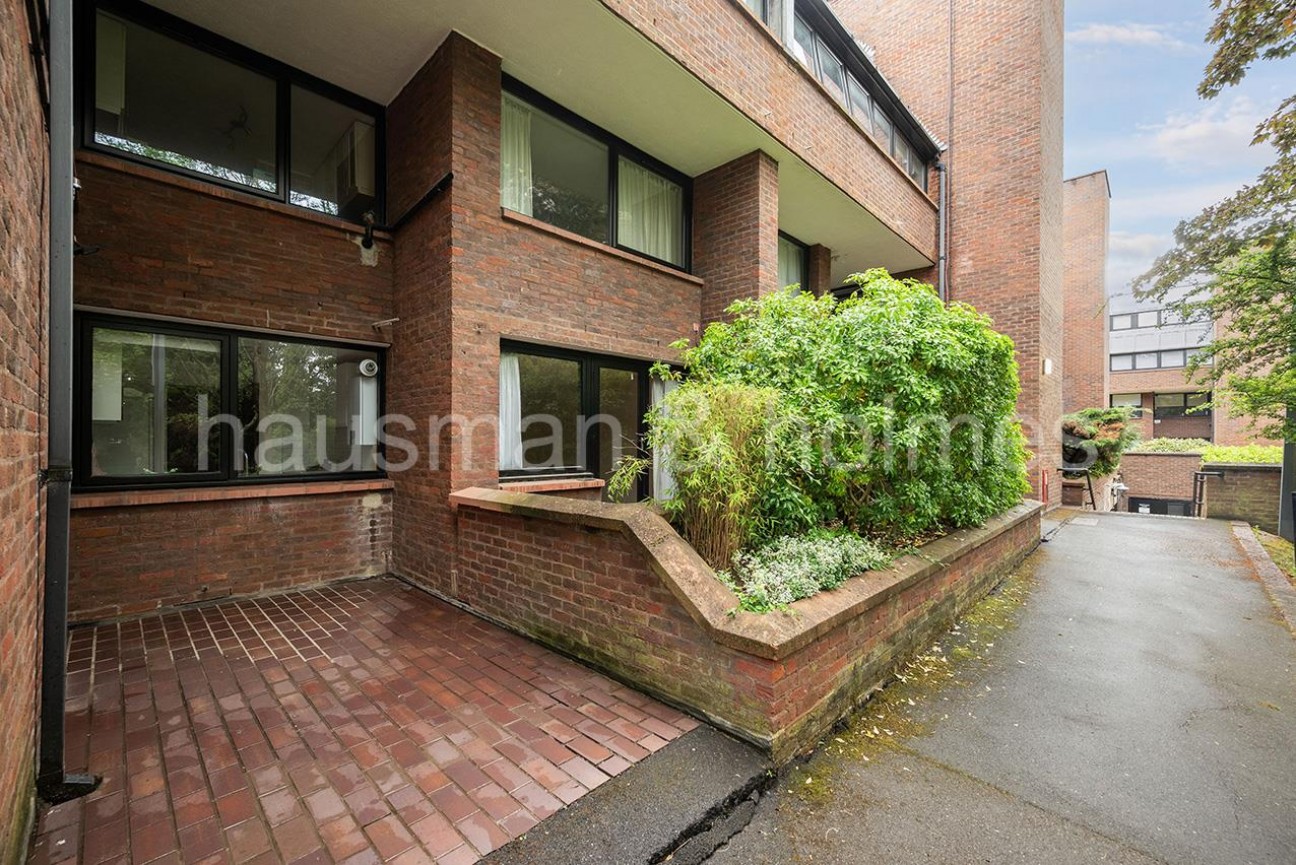 Chandos Way, NW11