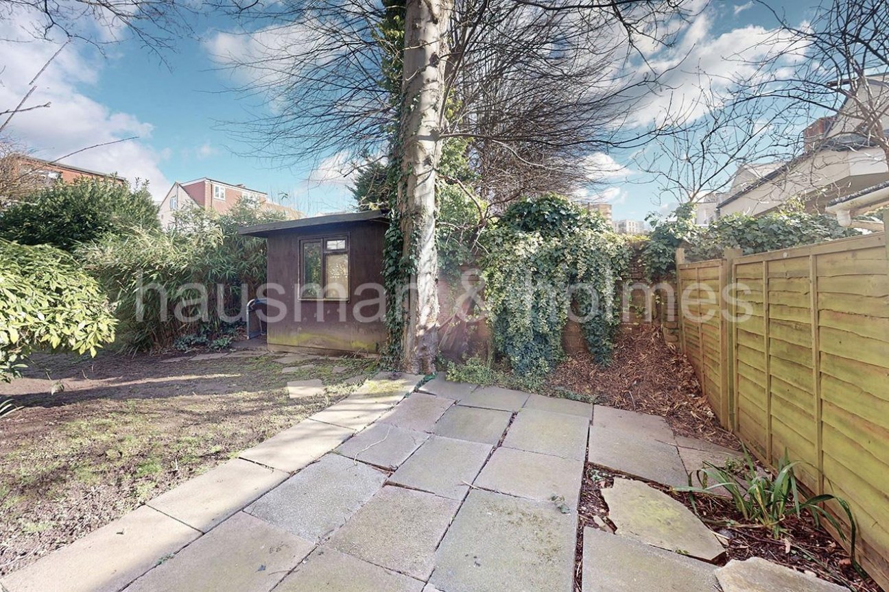 Llanvanor Road, NW2