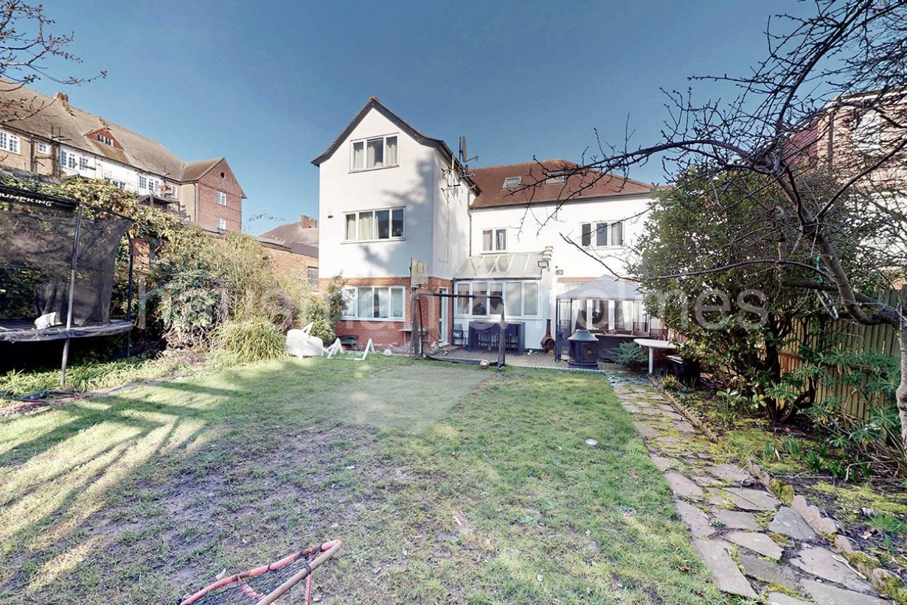 Allington Road, NW4