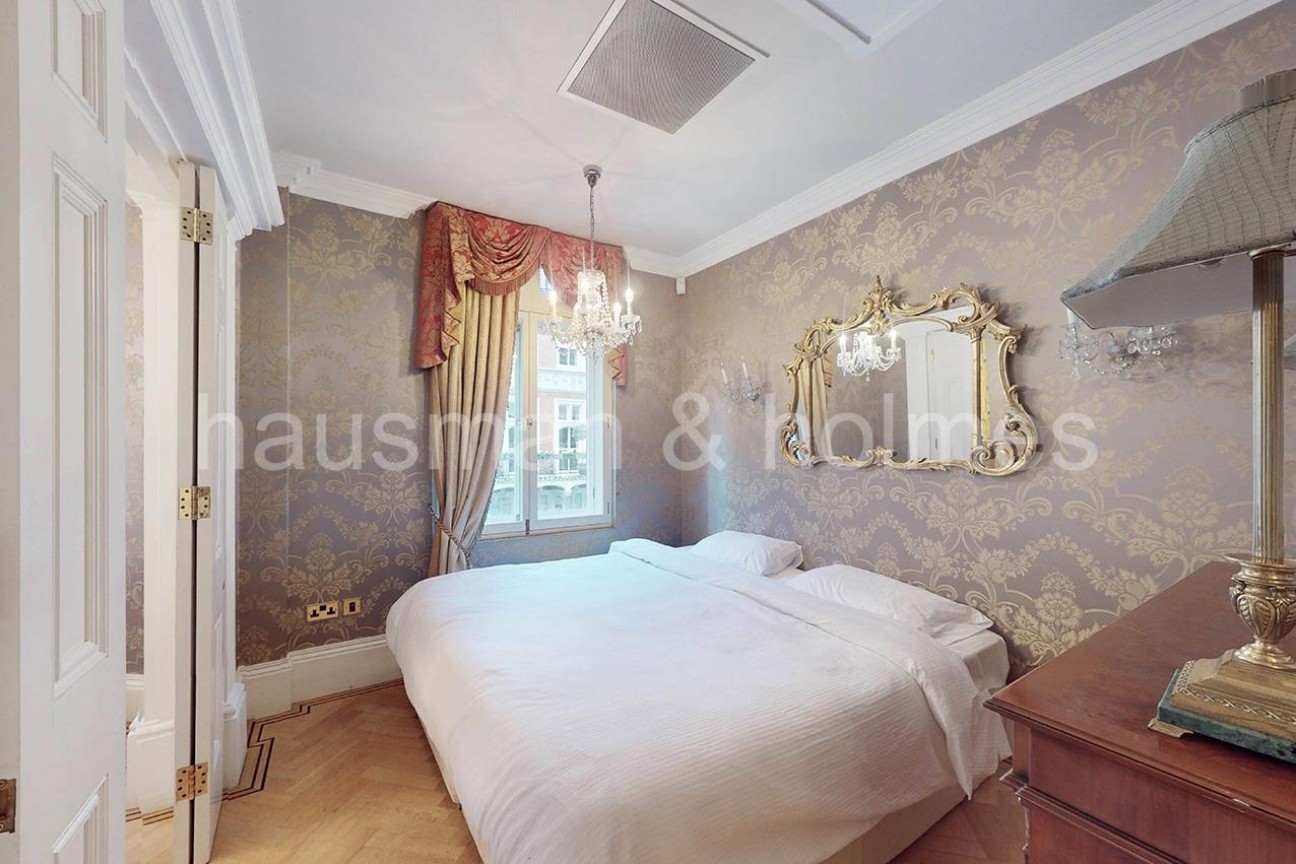 Cumberland House, Kensington Road, W8