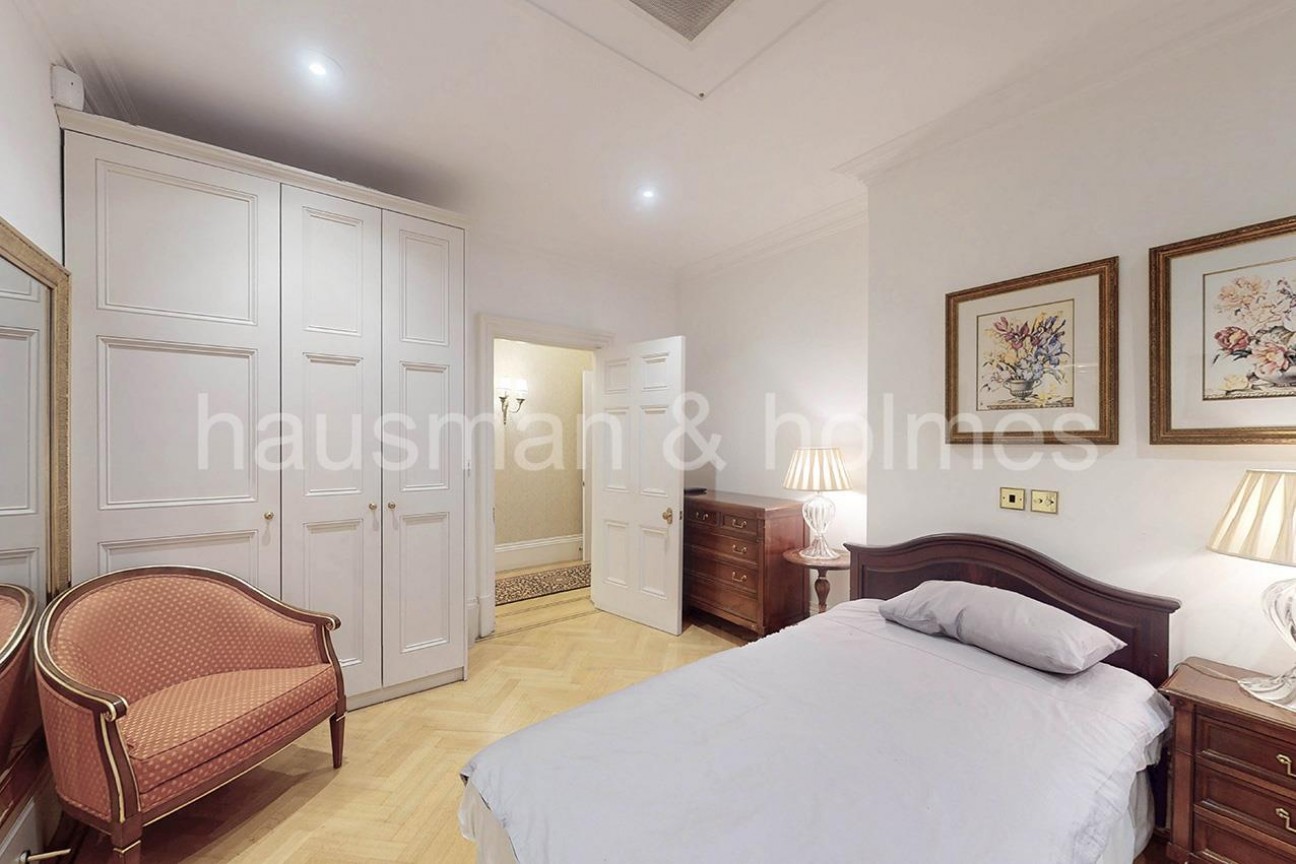 Cumberland House, Kensington Road, W8