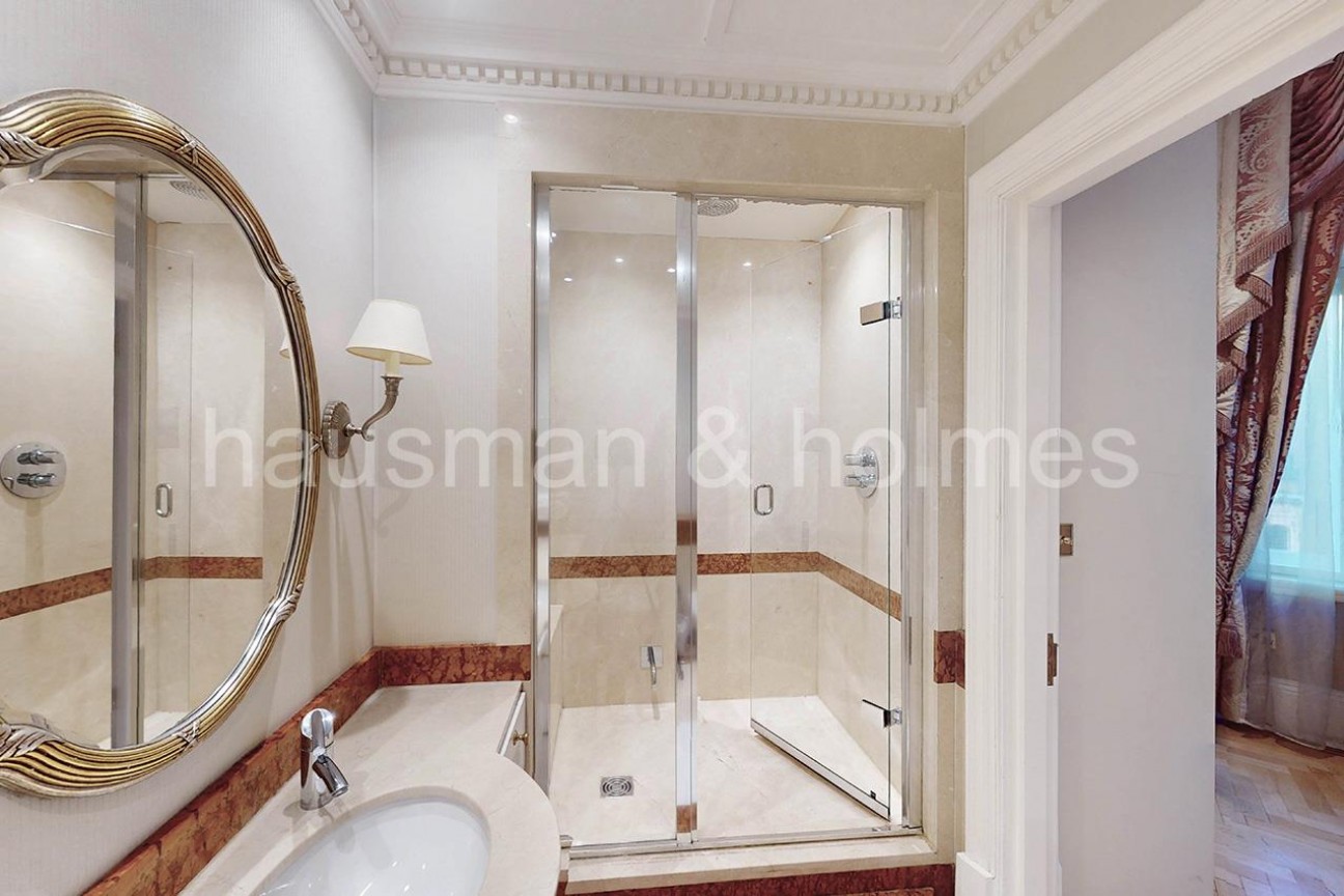 Cumberland House, Kensington Road, W8