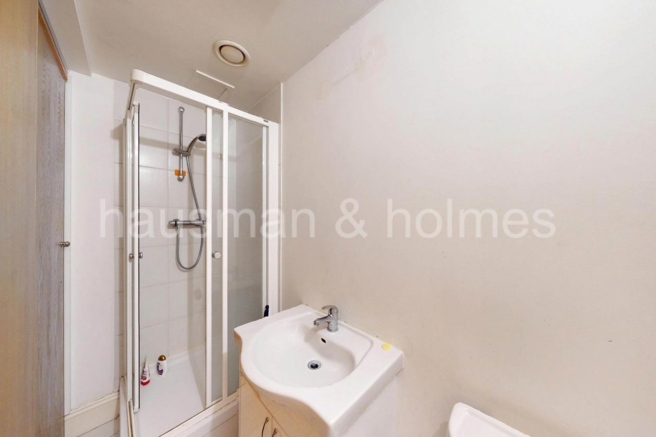 Cumberland House, Kensington Road, W8
