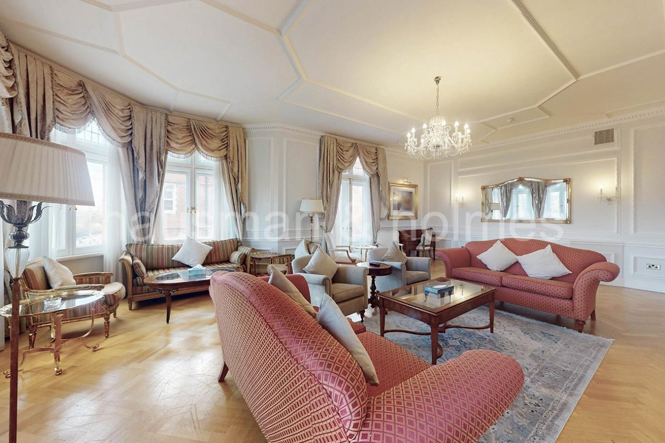 Cumberland House, Kensington Road, W8