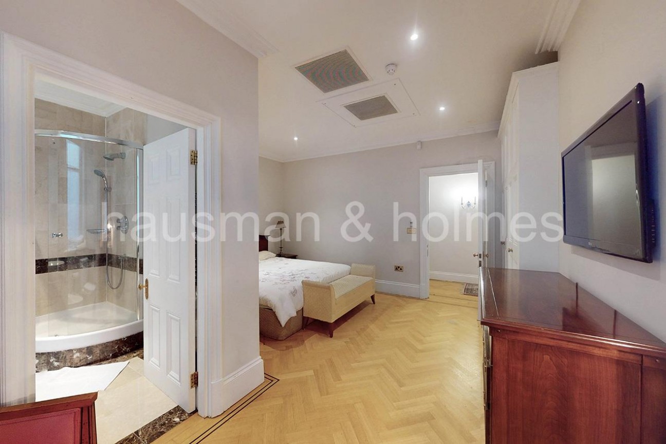 Cumberland House, Kensington Road, W8