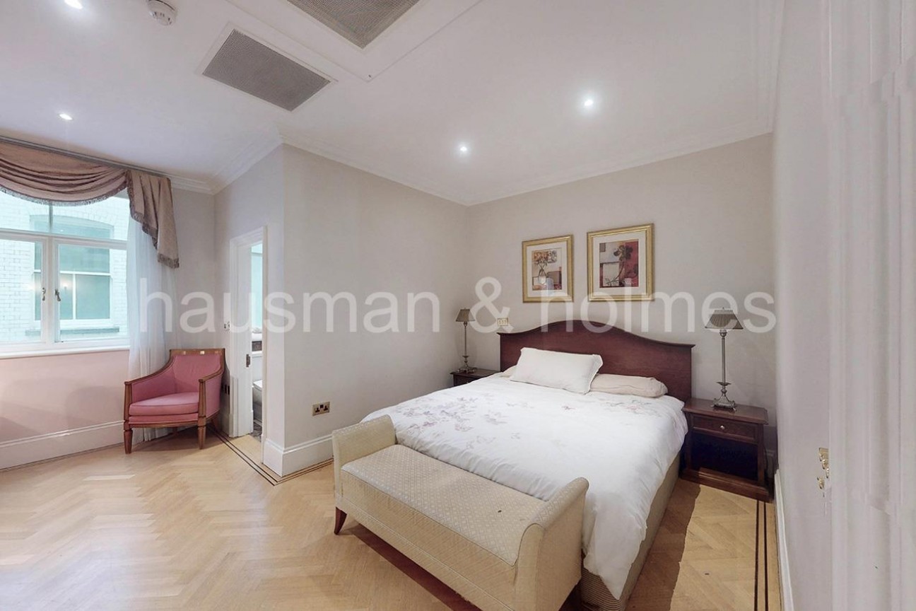 Cumberland House, Kensington Road, W8