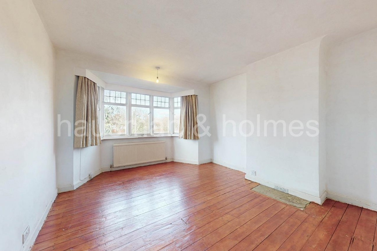 Cotswold Gardens, NW2