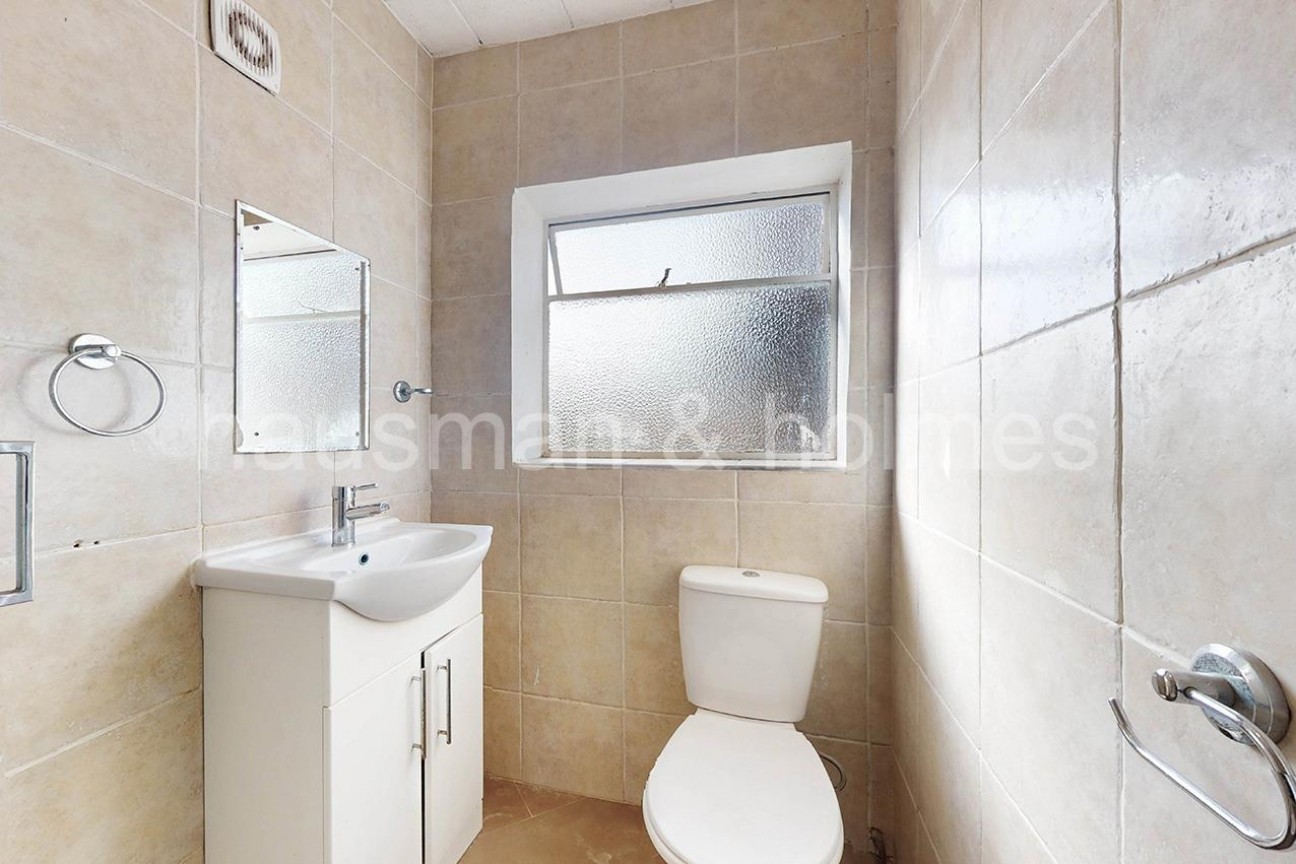 Cotswold Gardens, NW2