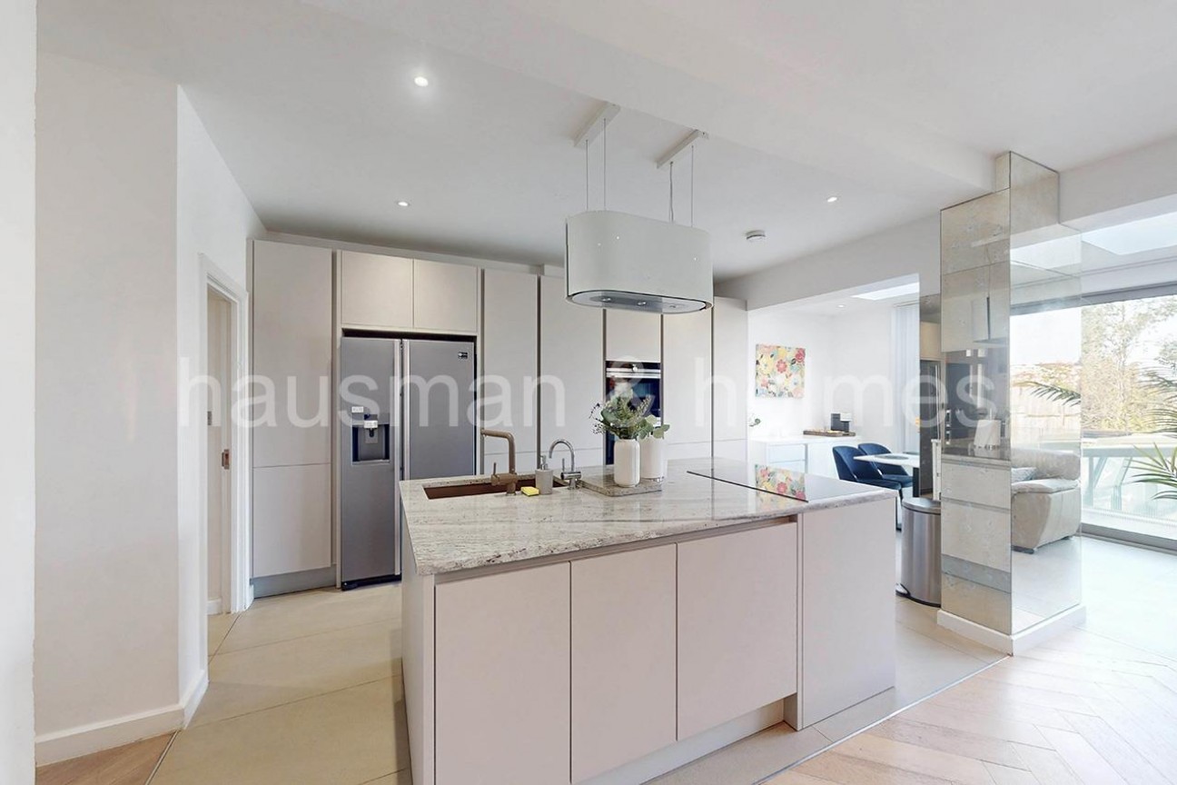 Cranbourne Gardens, NW11