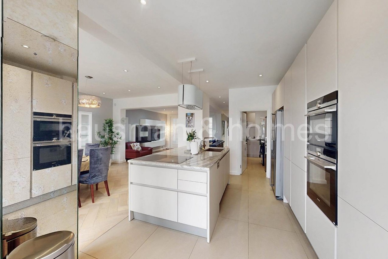 Cranbourne Gardens, NW11