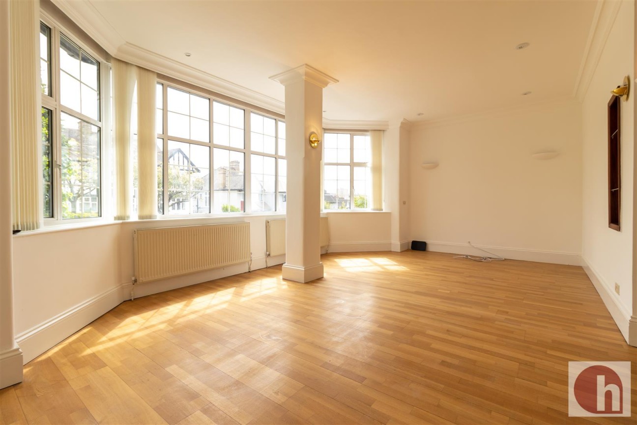 Hodford Road, NW11