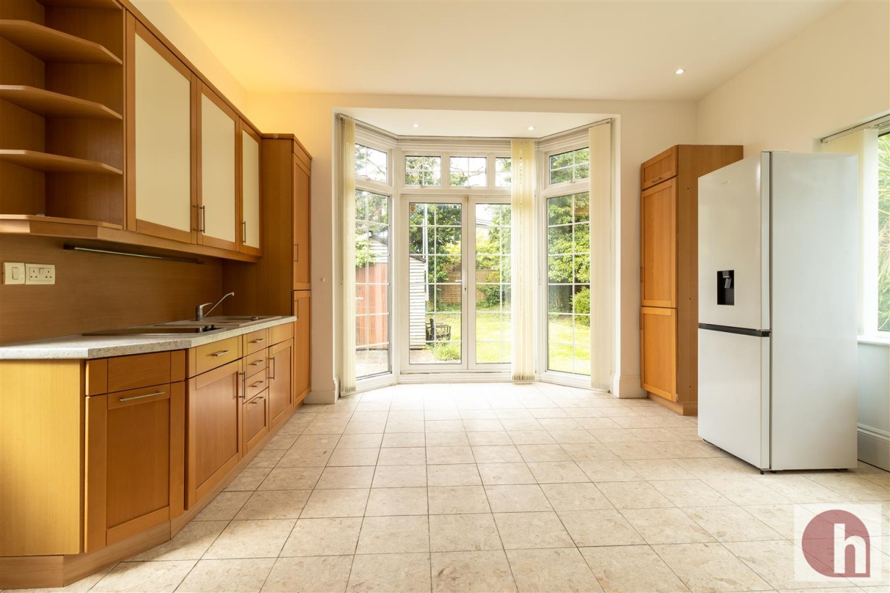 Hodford Road, NW11