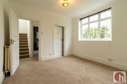 Hodford Road, NW11
