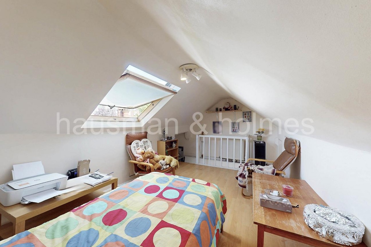 Hamilton Road, NW11