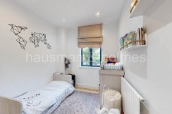 Woodstock Road, NW11