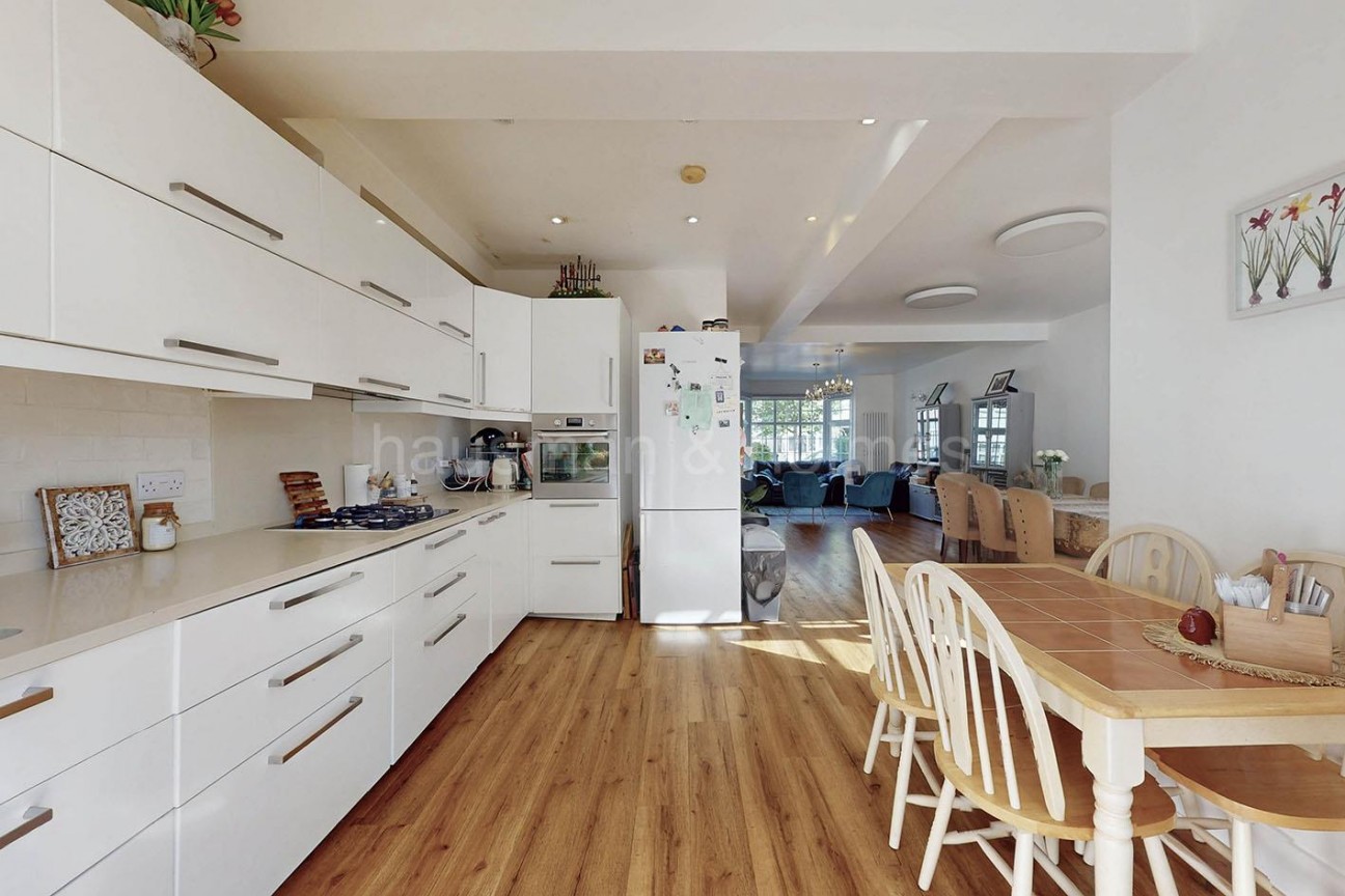 Golders Gardens, NW11