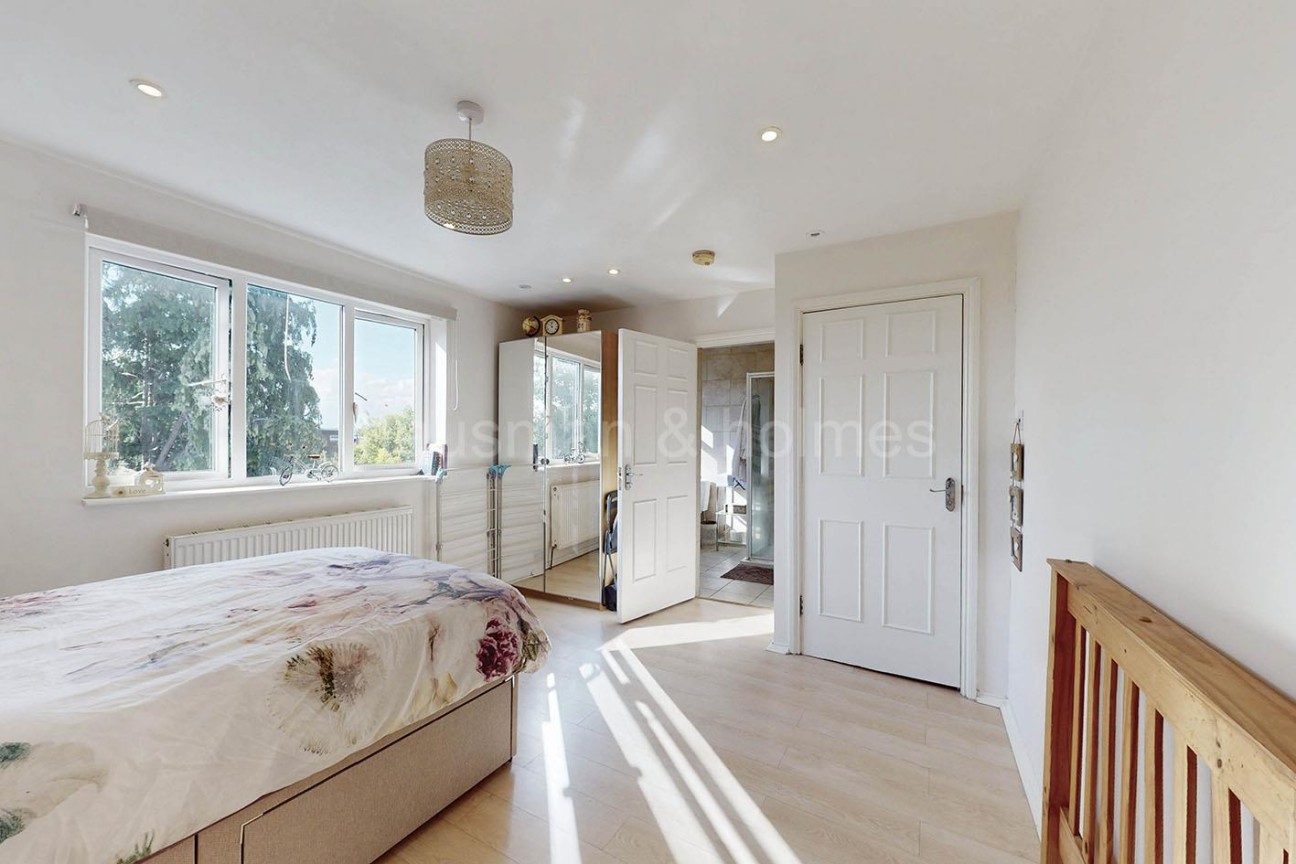 Golders Gardens, NW11