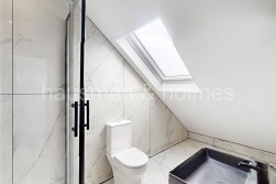 Cheyne Walk, NW4