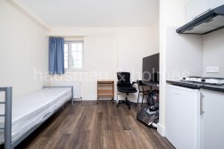 Golders Green Road, NW11