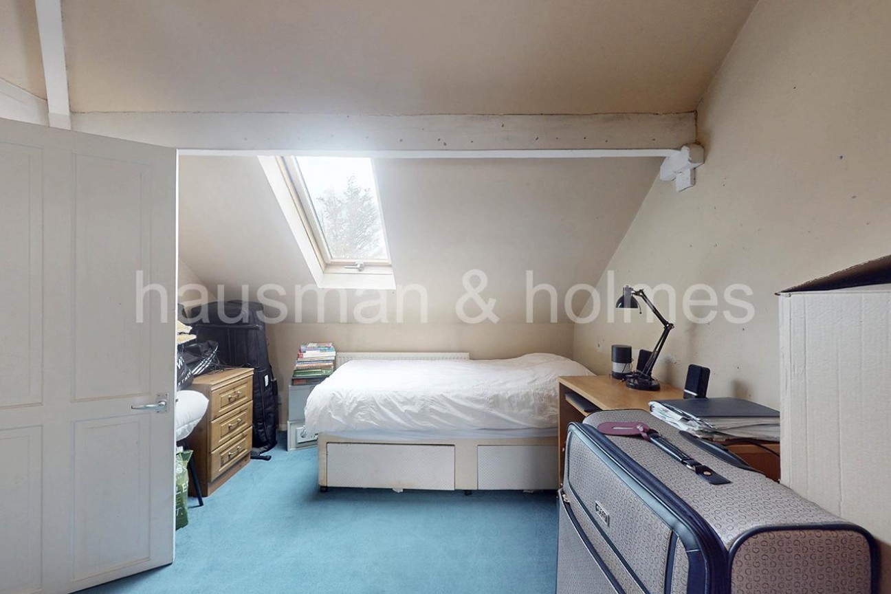 Hendon Way, NW2