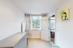 Golders Green Crescent, NW11