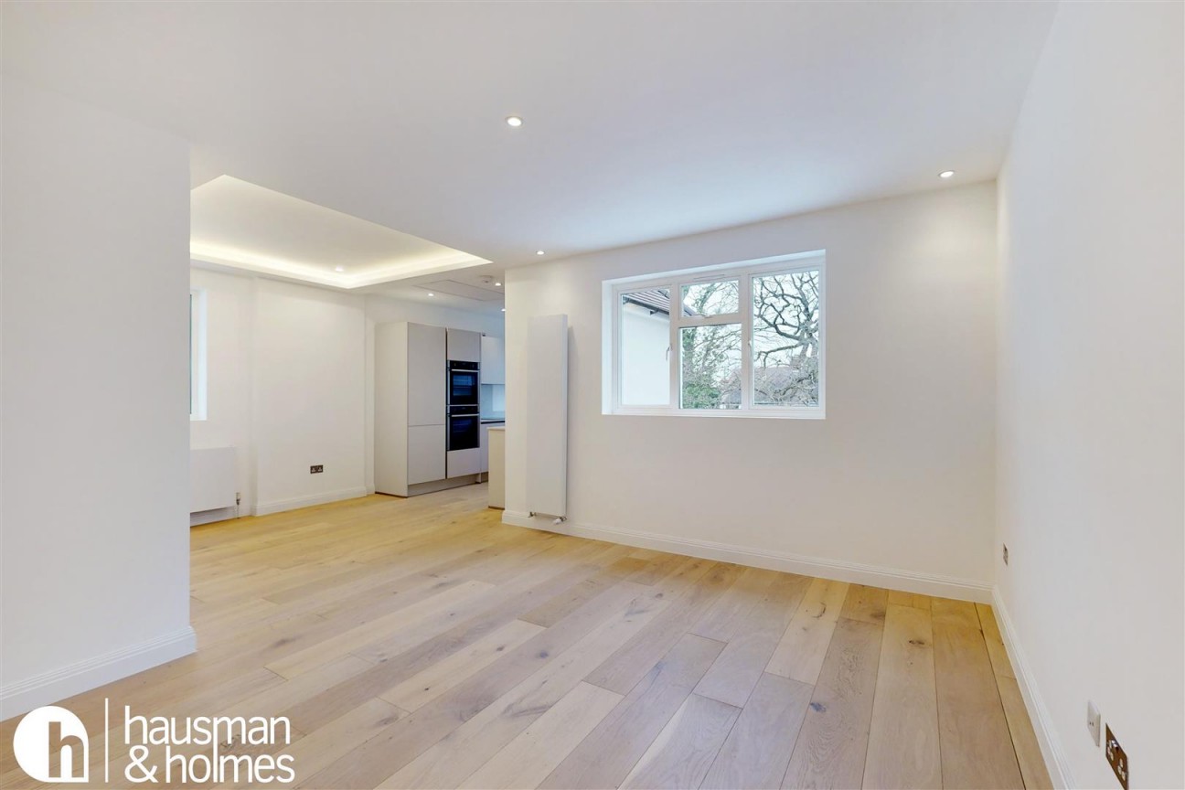 Golders Gardens, NW11
