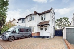 Llanvanor Road, NW2