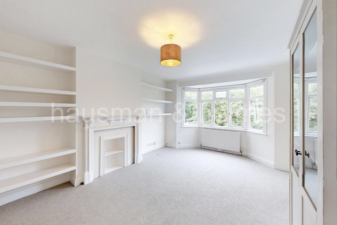 Llanvanor Road, NW2