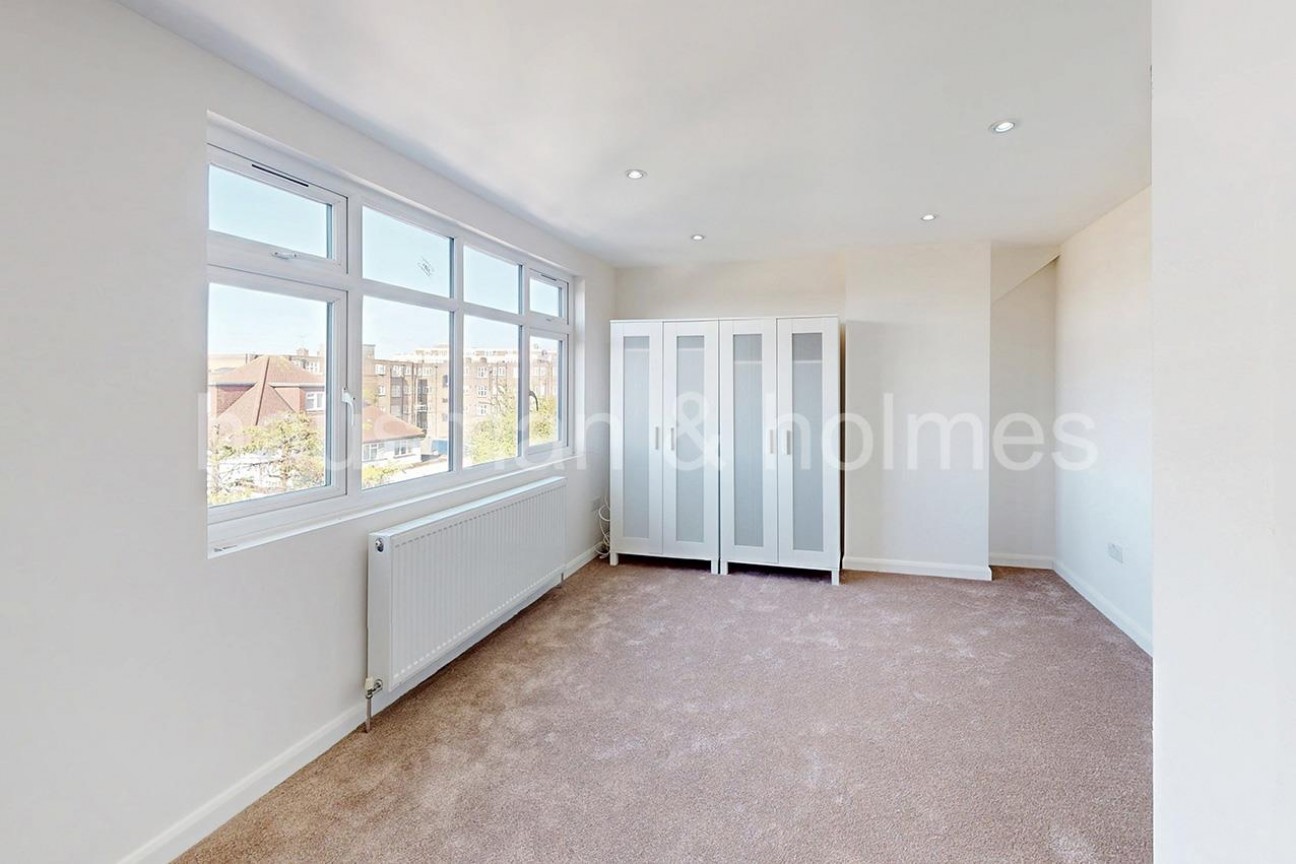 Highfield Avenue, NW11