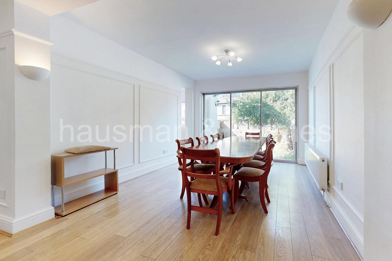 Highfield Avenue, NW11
