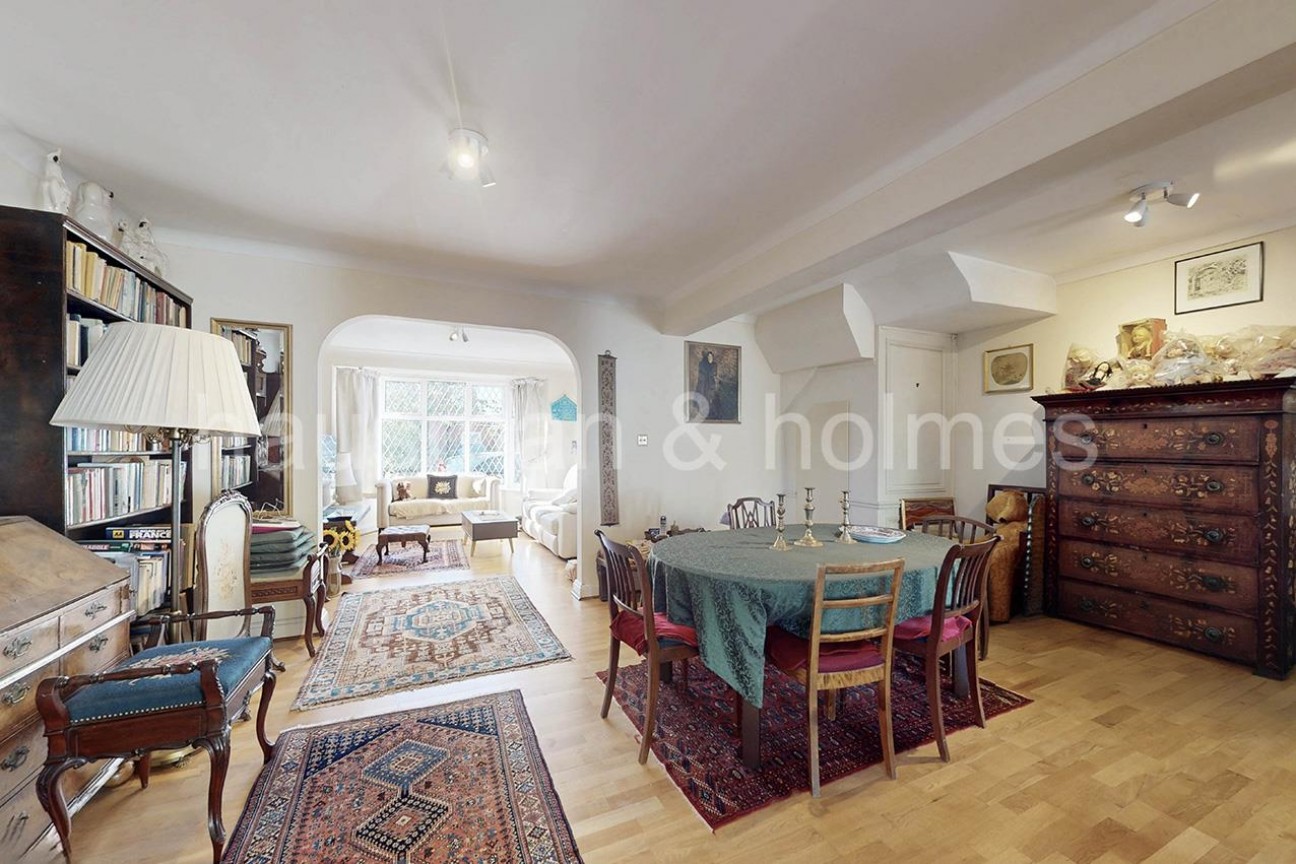 Cheviot Gardens, NW2