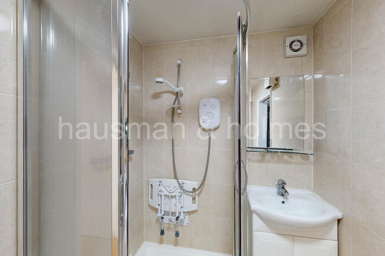 Cheviot Gardens, NW2