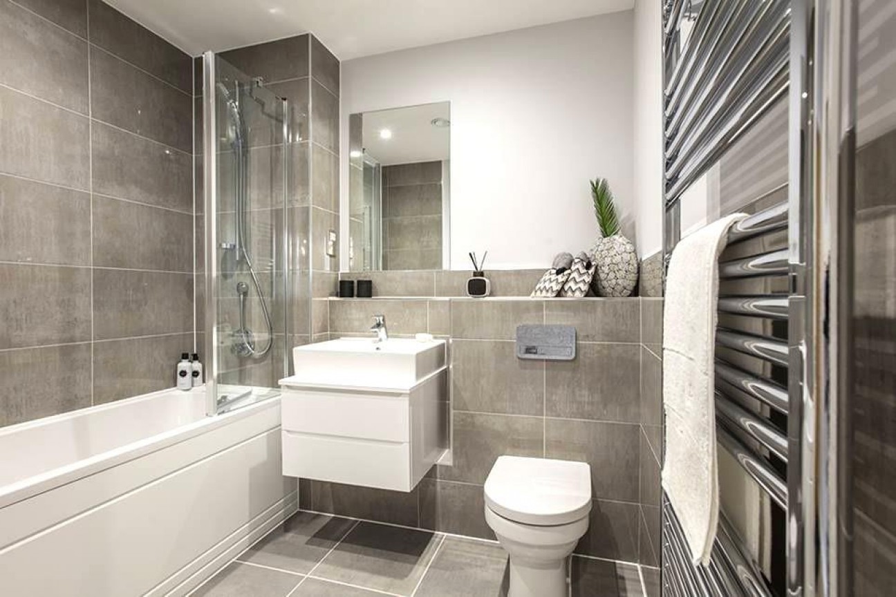 Gladstone House, N20