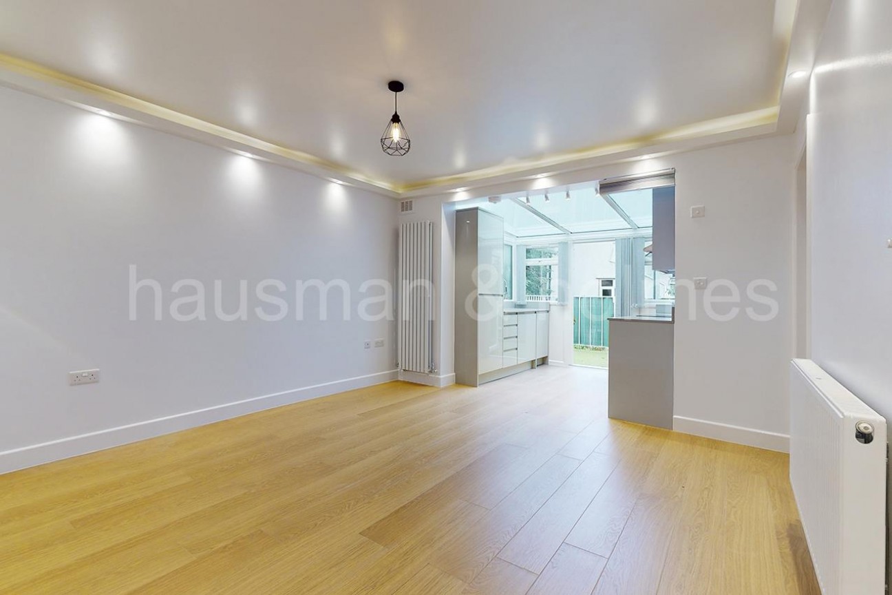 North End Road, NW11