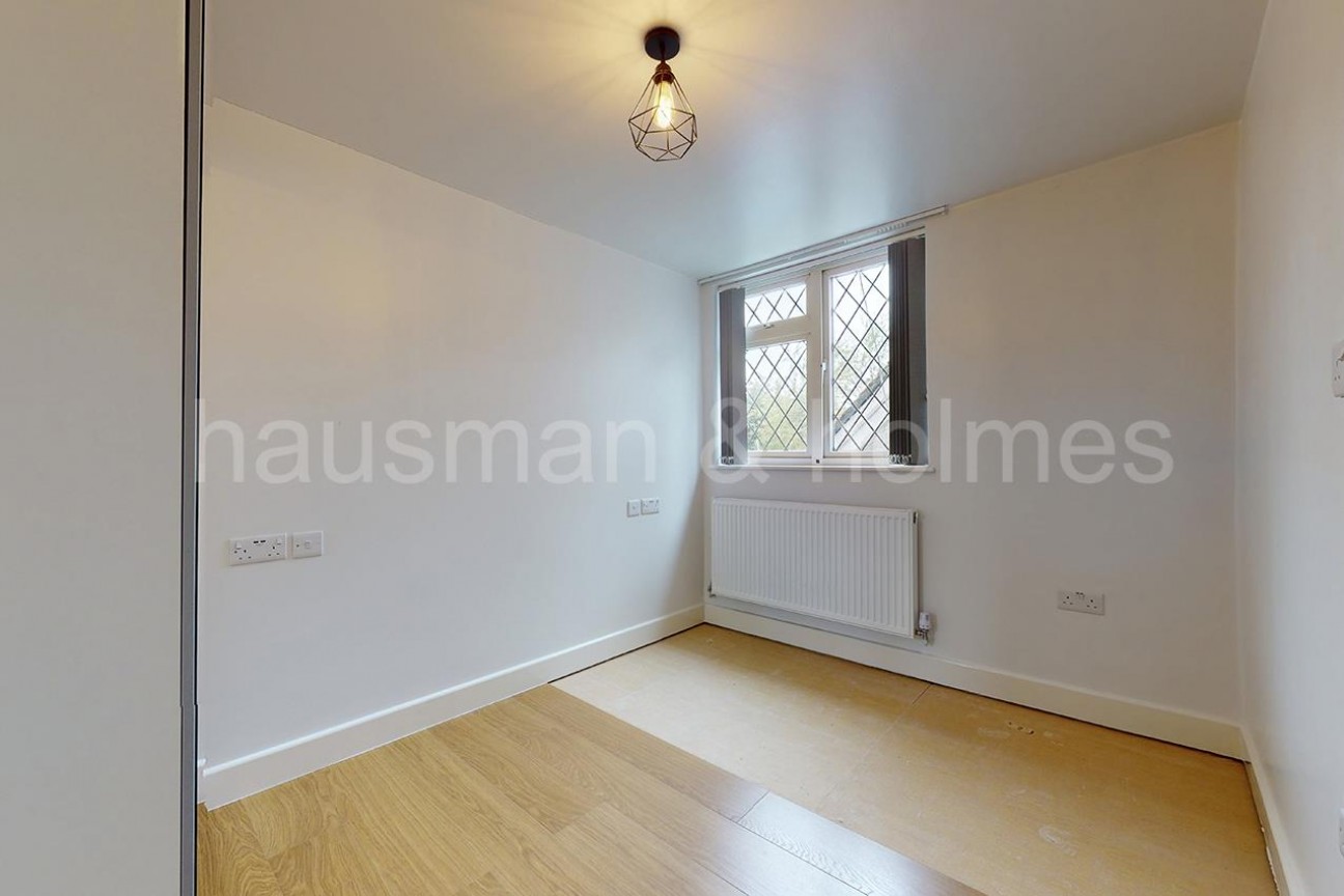 North End Road, NW11