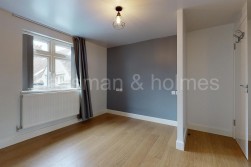 North End Road, NW11