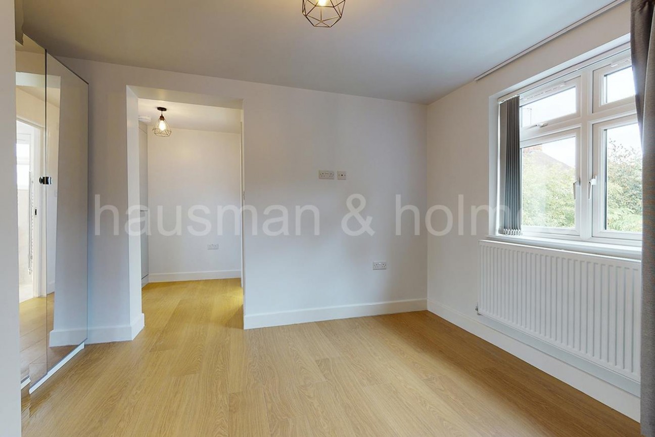 North End Road, NW11